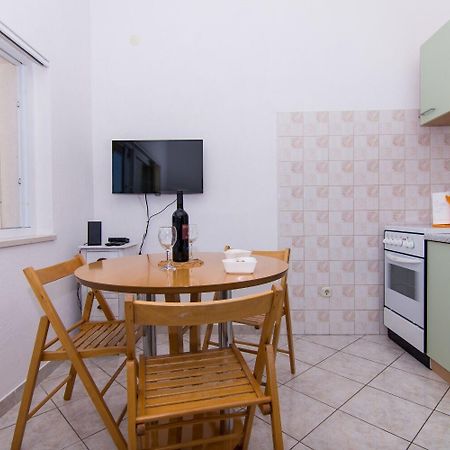 Apartments Ivica - Garden Terrace Slatine Exterior foto